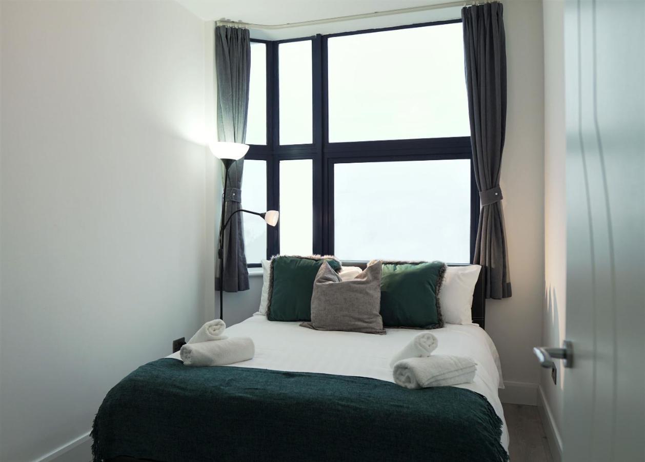 Sapphire House Apartments Telford Exteriör bild